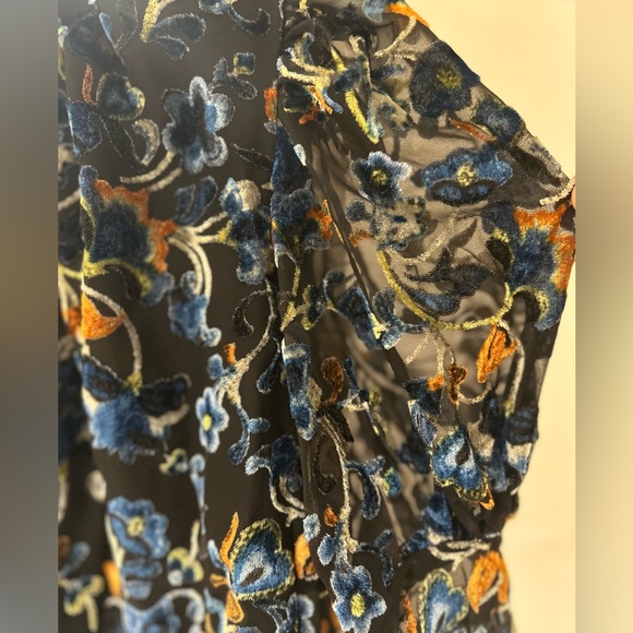 French Connection top XS - Picture 6 of 7